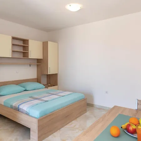 Appartement In Krvavica